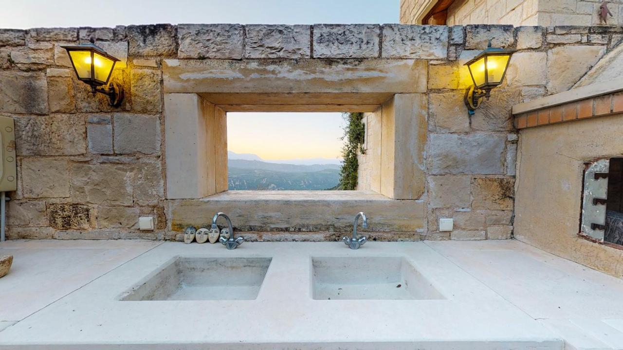 Luxury Villa Allure Dhafnes المظهر الخارجي الصورة