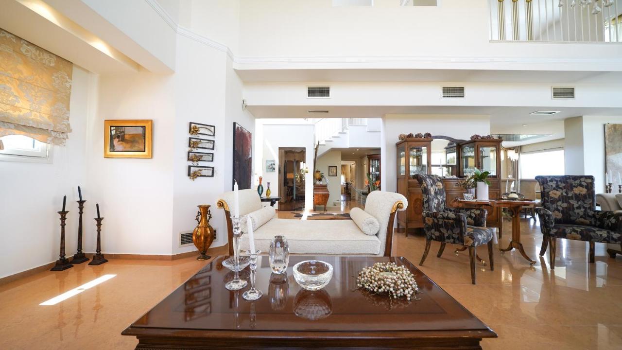 Luxury Villa Allure Dhafnes المظهر الخارجي الصورة