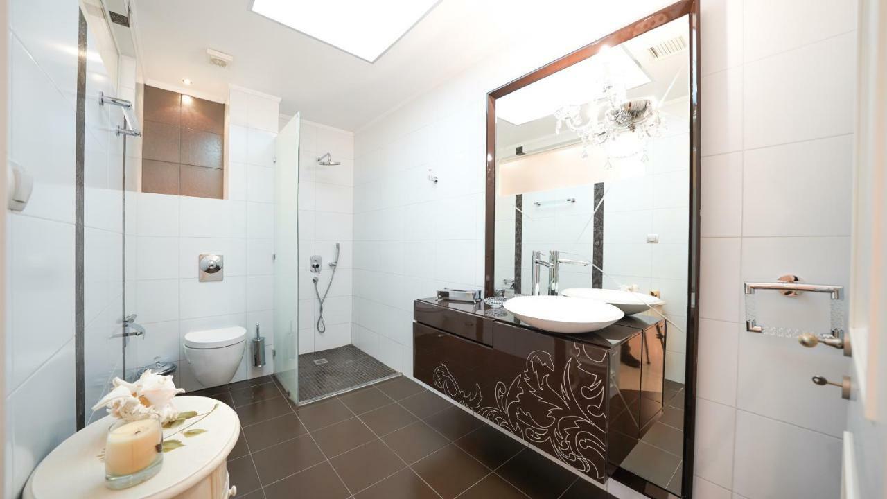 Luxury Villa Allure Dhafnes المظهر الخارجي الصورة